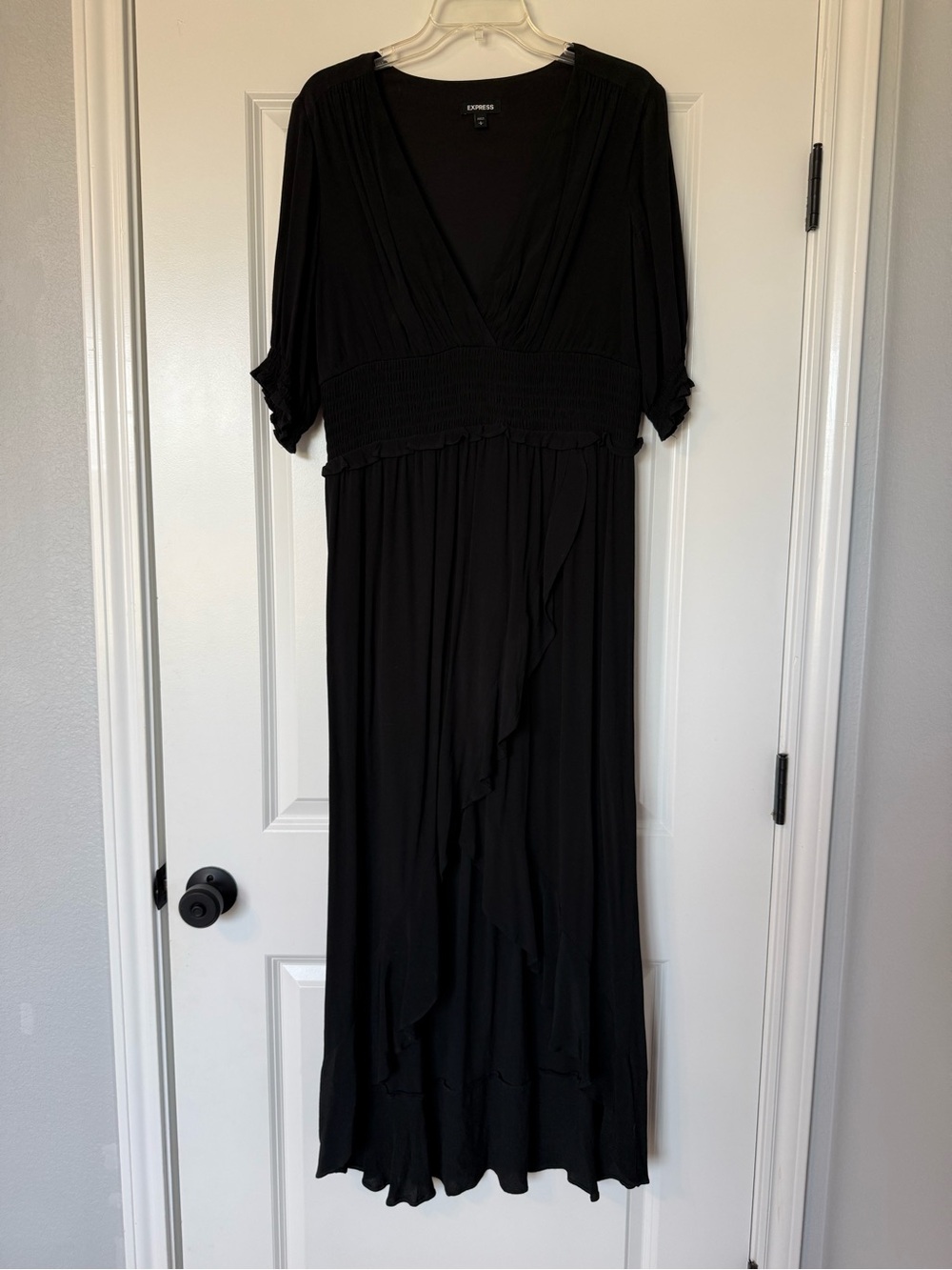 Express Black High Low V-Neck Faux Wrap Dress with Short Sleeves Large